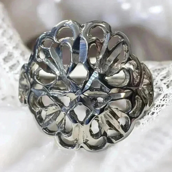 Vintage Signed Gold-Plated Sterling Silver Filigree Ring (5.5) - Picture 1 of 5